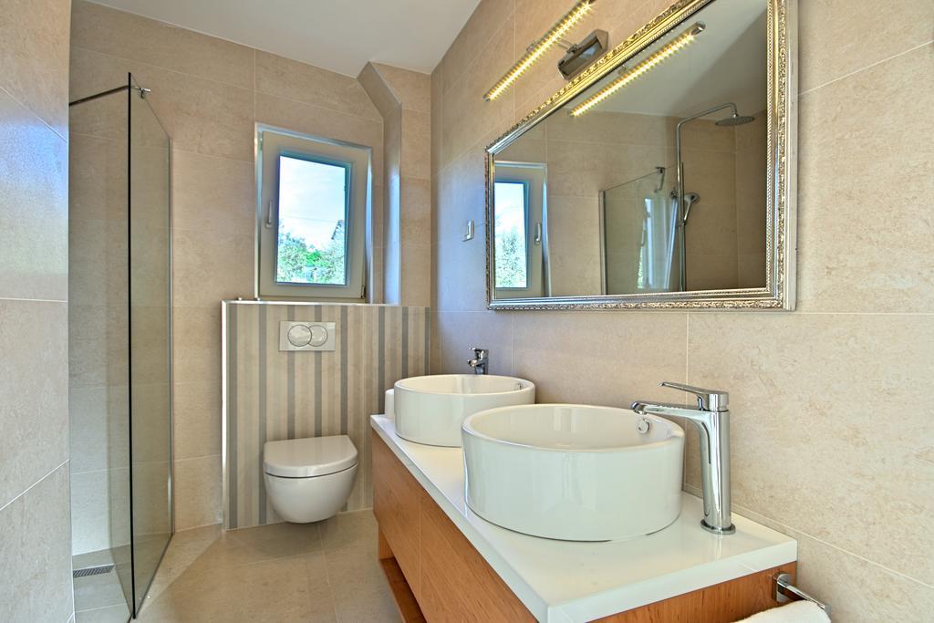 Villa Barbara Selina ภายนอก รูปภาพ