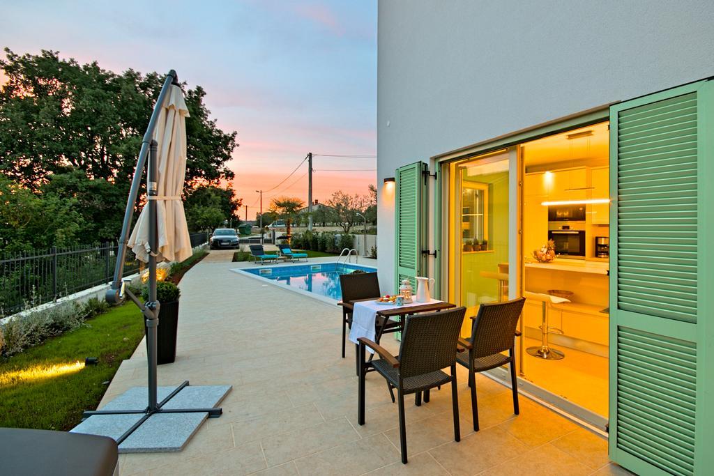 Villa Barbara Selina ภายนอก รูปภาพ
