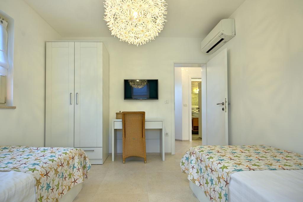 Villa Barbara Selina ภายนอก รูปภาพ