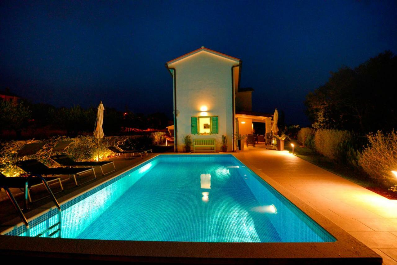 Villa Barbara Selina ภายนอก รูปภาพ