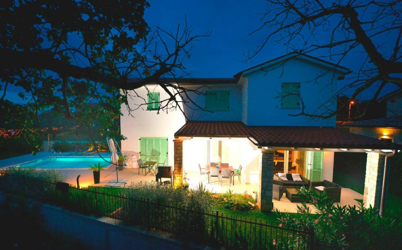 Villa Barbara Selina ภายนอก รูปภาพ